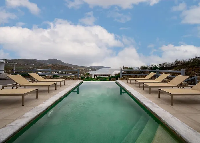 Elia By Mykonian Kazarte Kalafatis