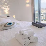 Villa Elia By Mykonian Kazarte *